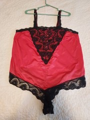 Vintage Plus Size Women’s Teddy Lingerie 1X – 2X (see measurements) black + red