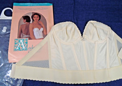 Vintage Adonna JC Penney Beige Strapless Backless Bustier Corset Bra Boned 34A