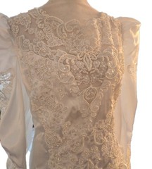 VTG 80s Victorian Demure Lace Pearls Long Sleeve Wedding Gown Size 22