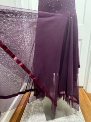 VTG Masquerade Plum Purple Gown Sequin Embroidered Halter Dress Prom Formal 9/10