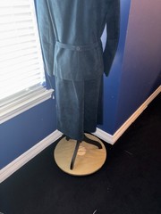 “Luxury Meets Practicality – Vintage Ultrasuede Two-Piece Suit in Deep Blue”
