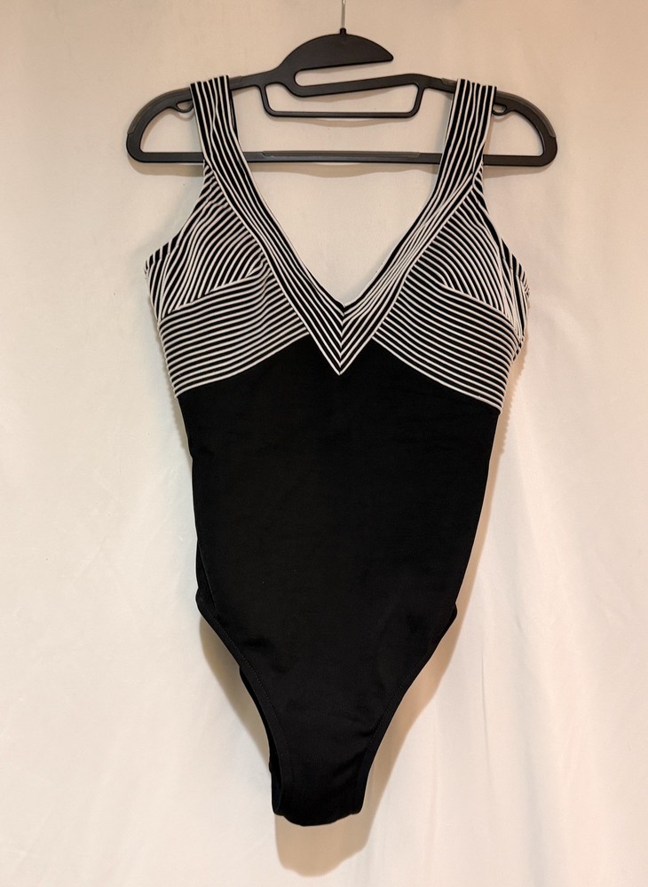 Vintage 1960’s Rose Marie Reid Black & White One-Piece Swimsuit Women’s Size 12