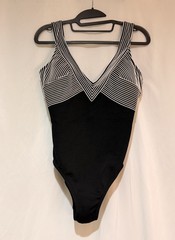 Vintage 1960’s Rose Marie Reid Black & White One-Piece Swimsuit Women’s Size 12