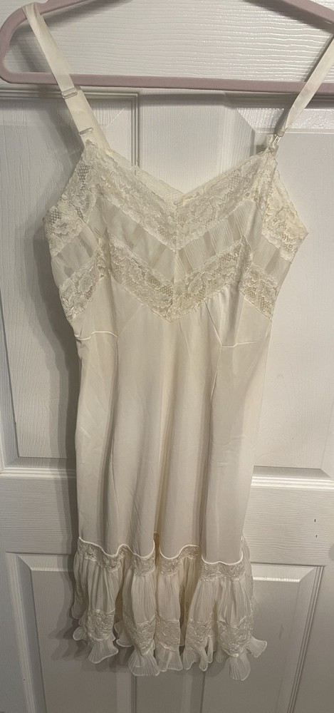 Vintage Mary Barron Ivory Nylon Lace Slip Dress Pleated Chiffon 34 Sheer Sissy