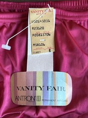 Vanity Fair Nylon Antron III Claret Panties Vintage Satin Panty NWT Anti-Cling 6