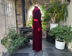 Vintage Jonquil Diane Samandi Bordeaux Stretch Velvet & Satin Robe Neiman Marcus