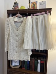 Lisa Michaels Vintage Ivory Lace Top & Pleated Skirt Set Size 14 Polyester Rayon