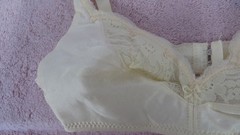 Vtg Ivory K-Mart Lightly Padded Bra – 34C – NOS – c