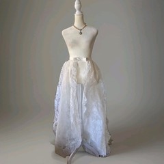 Vtg 1950s Lace Wedding Skirt With Train, Flower & Bow Detail, XS/2
