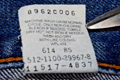 Vintage Levis 517 Jeans Size 28 X 29 2000 Dark Blue Slim Fit Boot Cut Made USA