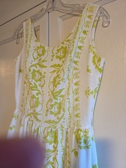 (S) Vintage 1960s Split Skirt Mod Dress White Green Rayon Blend Cute! Pockets