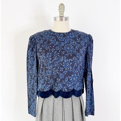Size S Karin Stevens Blouse Blue Floral Brocade Scalloped Velvet Hem Vintage