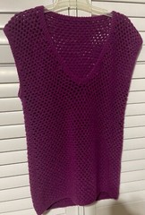 Vintage Hand Crocheted Women’s Vest Purple Plum Color 18” Pit-Pit 26 1/2” L Med.