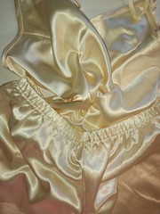VTG SATIN SHINY LIQUID FRENCH LACY BLOOMERS KNICKERS PANTIES CAMI SET NEW 36/38