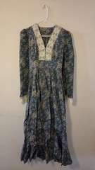 Vintage Blue Light Gray Floral V-Neck Long Sleeve White Lace Maxi Dress Size S