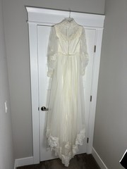VTG ILGWU Victorian Wedding Dress Gown Sweetheart Neck with Train/Veil 8 Ivory