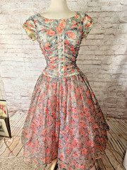 Vintage 50’s Pin Up Dress Rockabilly Full Sweep Party Dress Floral Pink Gray Med