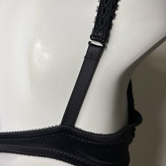 Vintage 90s Black Lace Wonderbra Lightly Padded Underwire Front Clasp Bra 38B