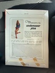 NEW Vintage sheer Pantyhose by Marianne navy blue (Size Tall) 5’8″-6’ NIP NOS