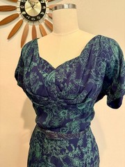 1940s Navy and Green Rayon Dress Volup