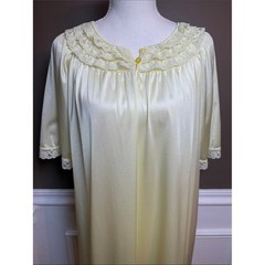 Vintage 80s Gregaro Yellow Nylon Lace Nightgown Cottagecore Grandmacore M