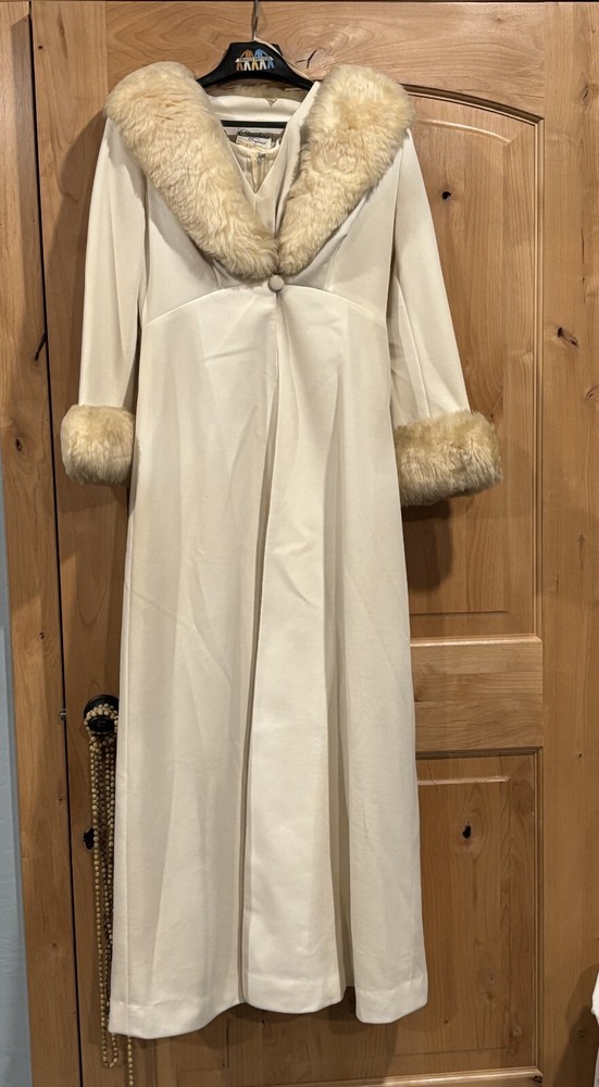 CLARALUNA Original Coat with Fur collar and cuffs —-Matching Full Length Dress
