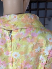 Beautiful Vintage 1950s Yellow Floral Spring Summer Wiggle Party Dress