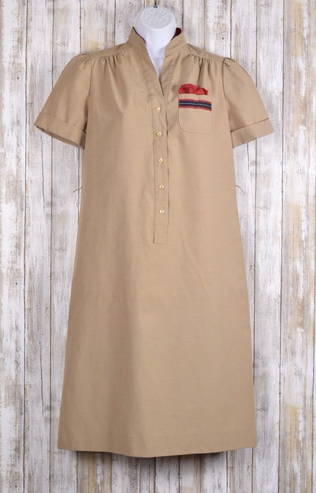 Vintage 70’s Schrader Sport Petites Size 8 Brown Short Sleeve Dress