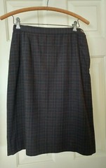 Vintage Wool blend Skirt Pencil straight 24in waist 23in L brown black 1960’s