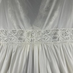 Shadowline Nightgown Lace Bodice Maxi Women’s S Longsleeve 55” Long White