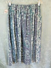 VTG 90’s Options Melrose Sueded 100% Silk Skirt Size Medium Muted Colors Floral