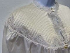 JC Penney Vintage Two-Piece Nylon Nightgown Robe Peignoir Set S / M Ivory Silky