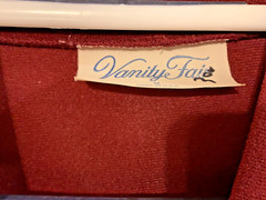 Vanity Fair Robe Polyester/Nylon Red & Pink Size Medium