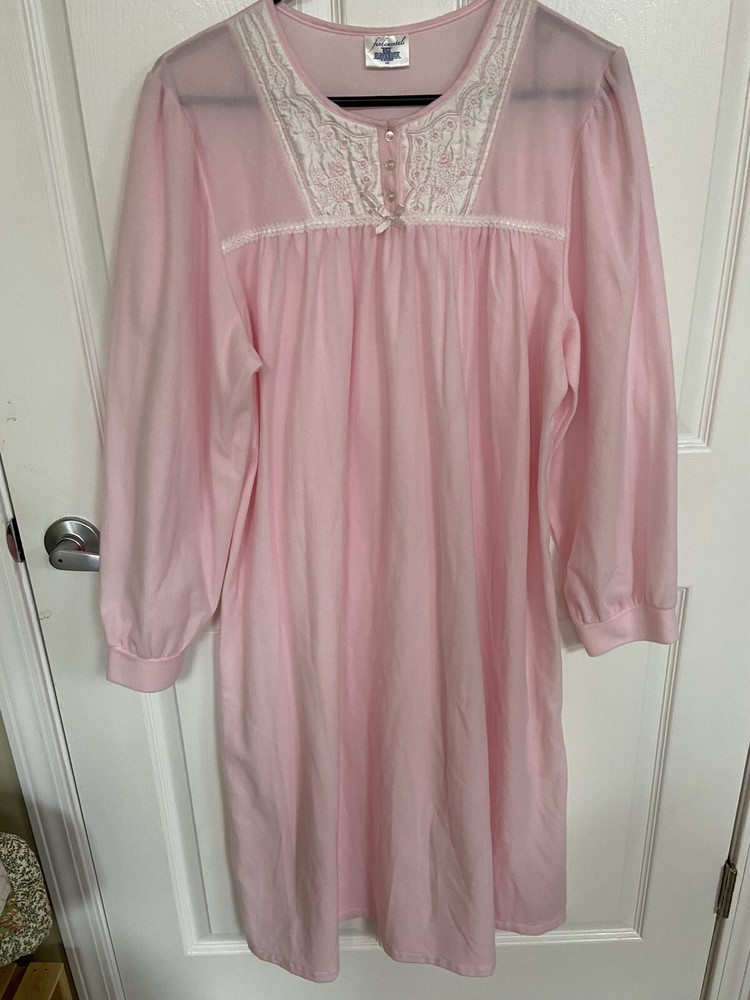 Fundamentals Sears Gown Night Gown Size L Pink Embroidered Long Sleeves NWOT