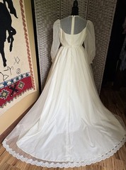 Vintage Renaissance 70’s Victorian Edwardian Wedding Dress Train Size 2/4P +VEIL
