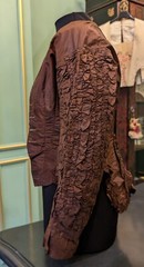 1860’S BROWN SILK TAFFETA BODICE W RUCHED SLEEVES + BUSTLE REAR
