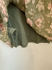 VTG 90’s Matching Floral Skirt & Blouse Size 8/10 Green Pink Flowers Rayon Poly