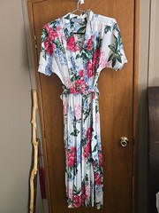Carol Anderson Vintage Floral Dress With Matching Belt. Shoulder Pads & Pockets