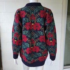 Vintage 80s Carol Horn Knitware Sweater Navy-Blue Red Floral Size S Wool Retro
