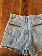 Jean Nicole Light Blue Denim 24 Inch Waist (vintage Size 5) Jean Shorts