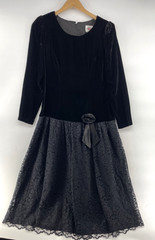 Vintage LANZ ORIGINALS Dress 8 Black Velvet Lace Feminine Romantic Cottagecore
