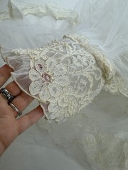 Vtg Bridal Wedding 57″ Veil 2-Tiered Tulle Lace Pearl Wired Cap 1950s/60s