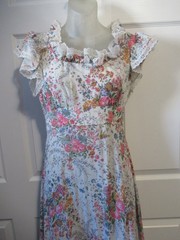 Vintage Gunne Sax Style Prairie Peasant Dress White Eyelet Lace ruffled Hem Med