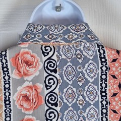 Vintage button down shirt floral pink black Notations womens 8