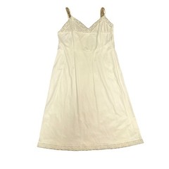 Vintage 1960s Vanity Fair Off White Nylon Full Slip Lace Made in USA Size 40