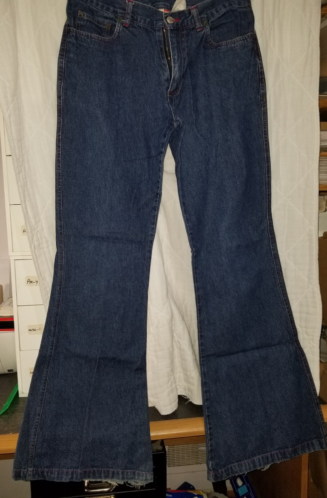 RARE F.B.I. Women’s Vintage Jeans wide bottom size 10