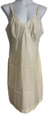 Montgomery Ward Cream Color Full Slip Cotton/Polyester Blend 36/14 #0279