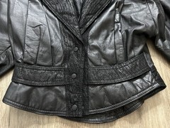 Rare Vintage 1980’s Global Identity G-III Cropped Black Leather Jacket Size S