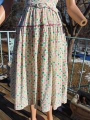 VTG 1950s Fun Novelty Print Cotton Dress 26W Bubble Gum Pink & Chartreuse