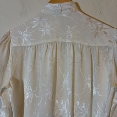 Vintage Lloyd Williams Ivory Satin Floral Blouse High Neck Romantic Size 4